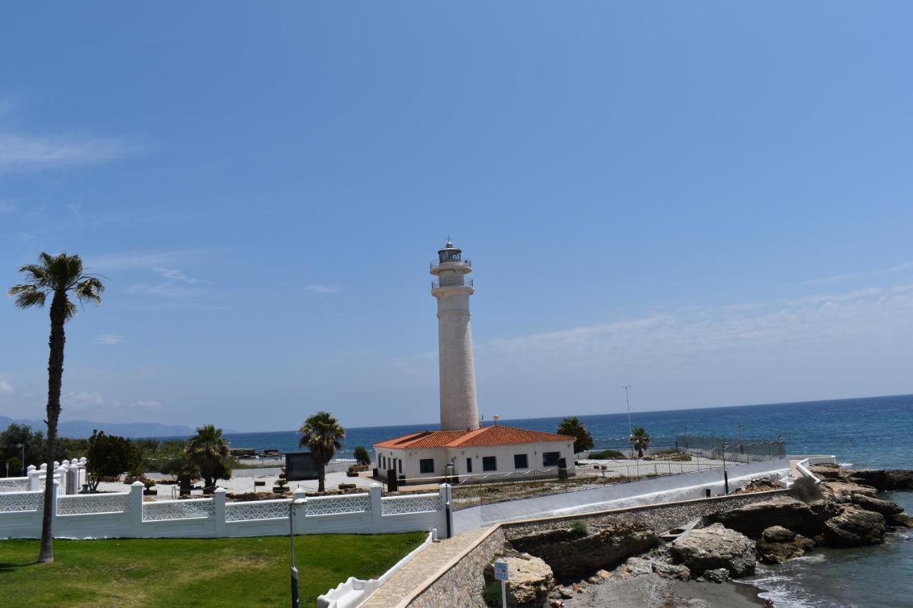 Fantastic Studio - Beachfront Διαμέρισμα Torrox Εξωτερικό φωτογραφία