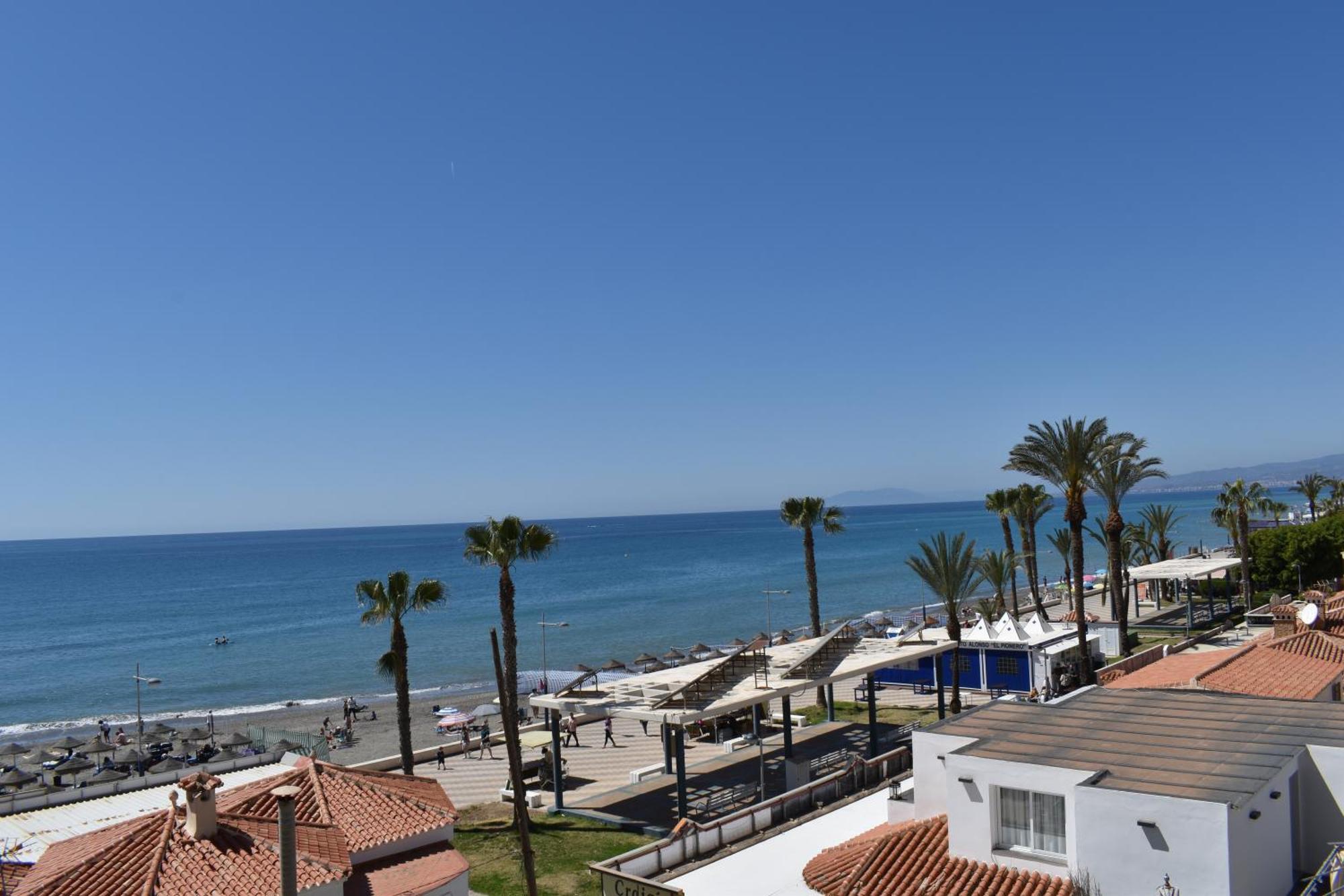 Fantastic Studio - Beachfront Διαμέρισμα Torrox Εξωτερικό φωτογραφία
